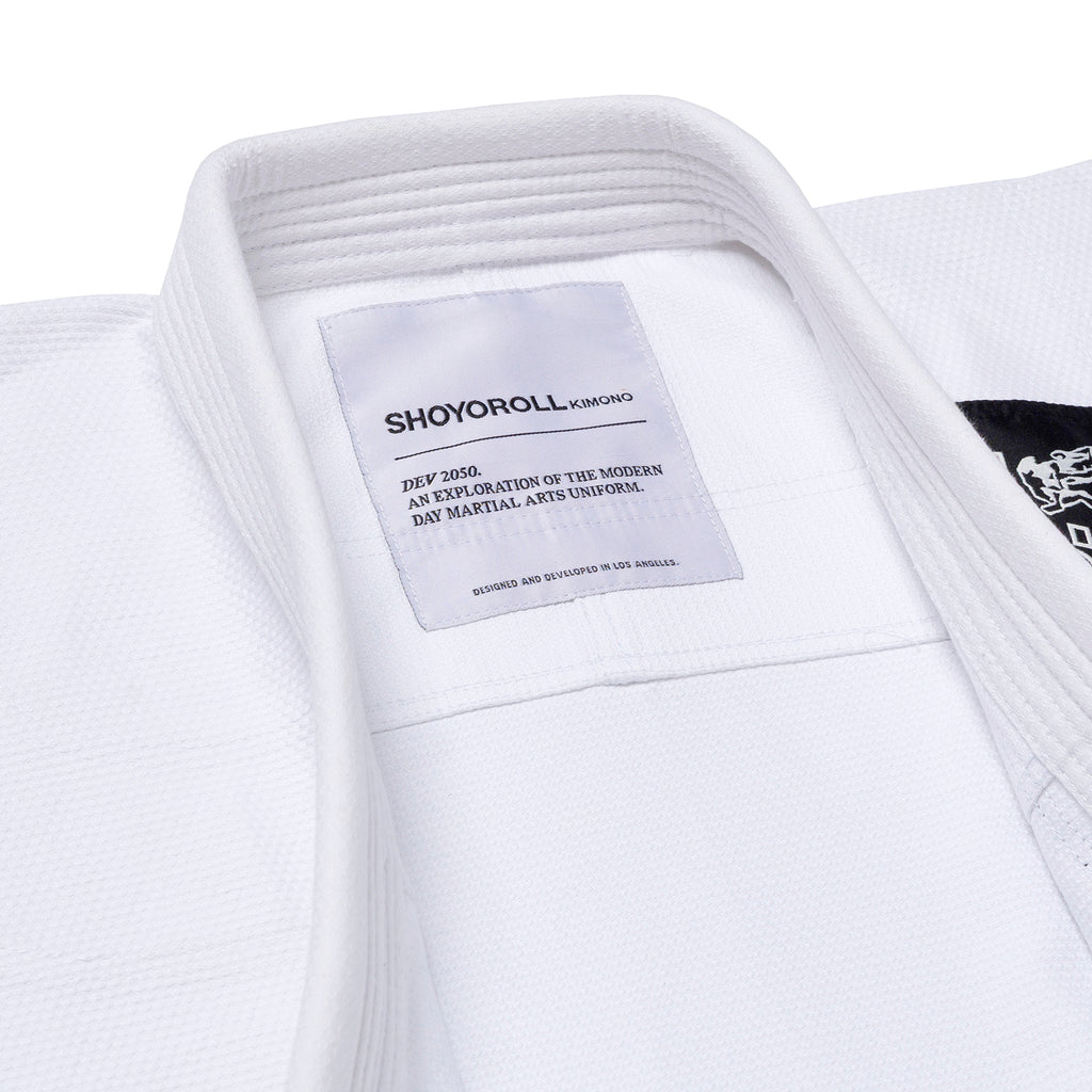 FC KIMONO (White)